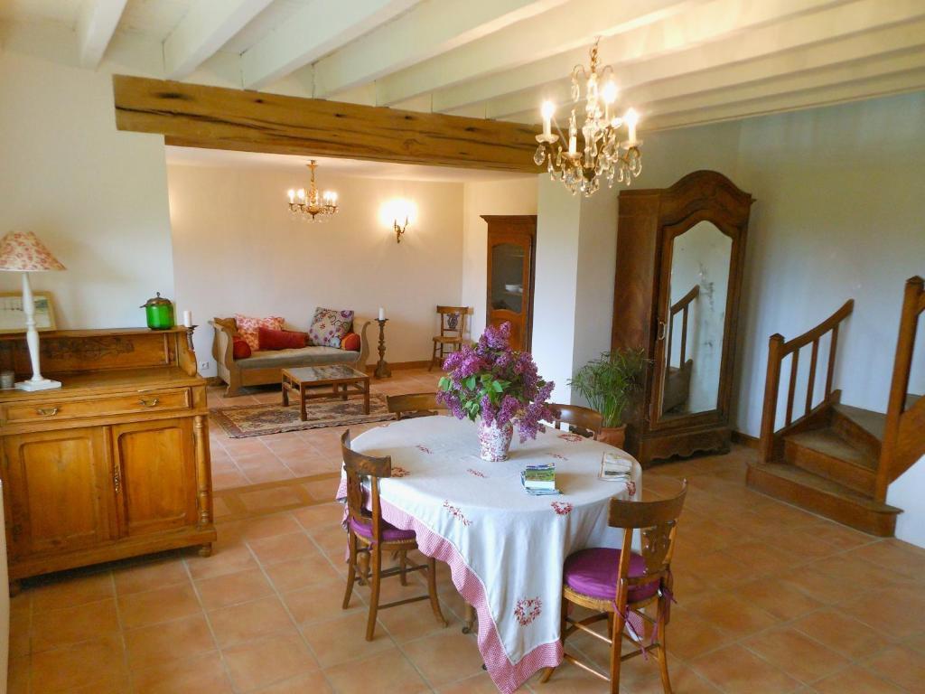 Auberge De La Tuilerie Surgy Ngoại thất bức ảnh